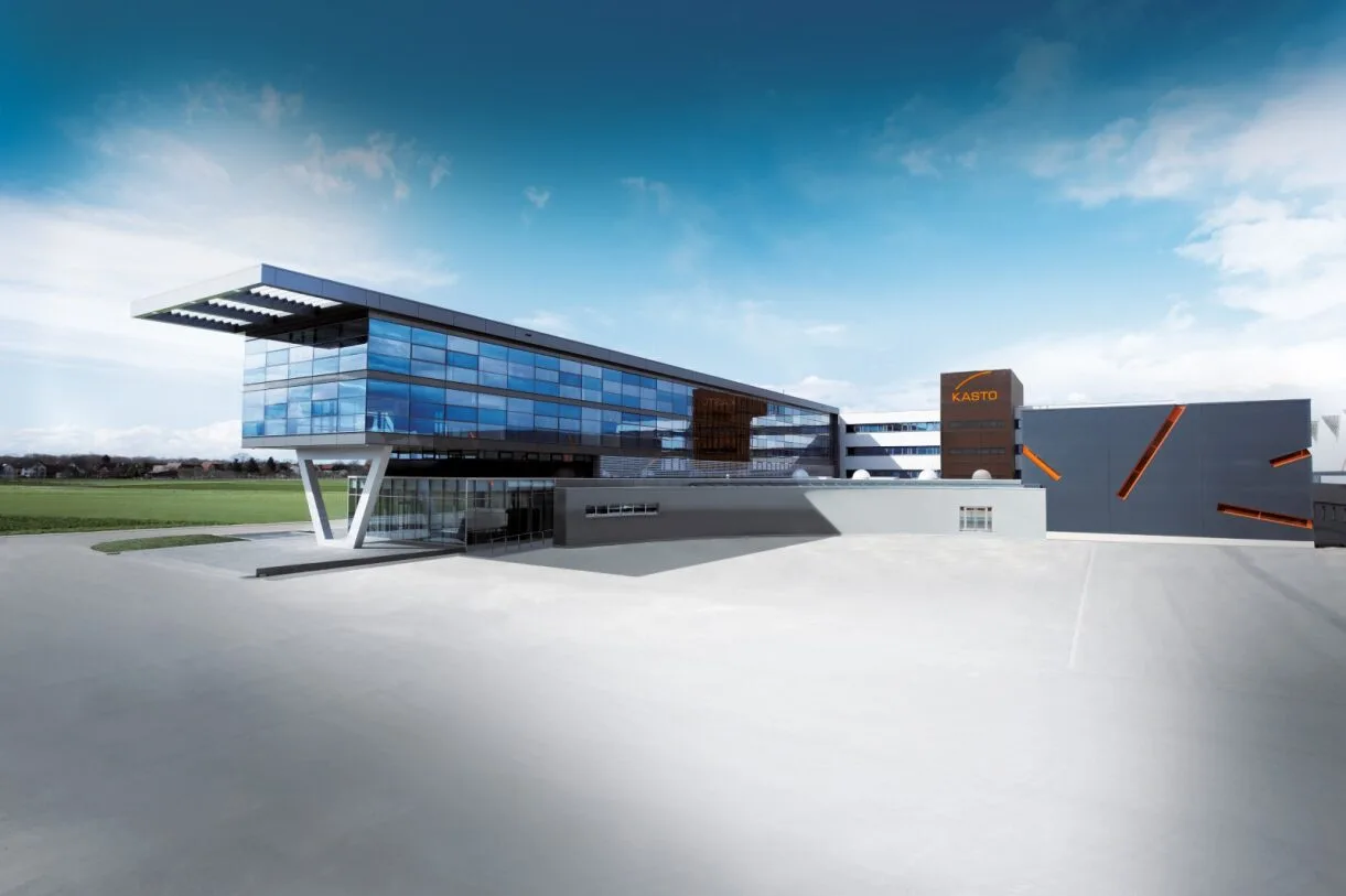 gebaude-des-maschinenbau-unternehmens-kasto