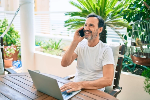 Anrufweiterleitung mit Sprachverständnis